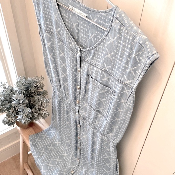 Soft denim dress - Picture 4 of 6